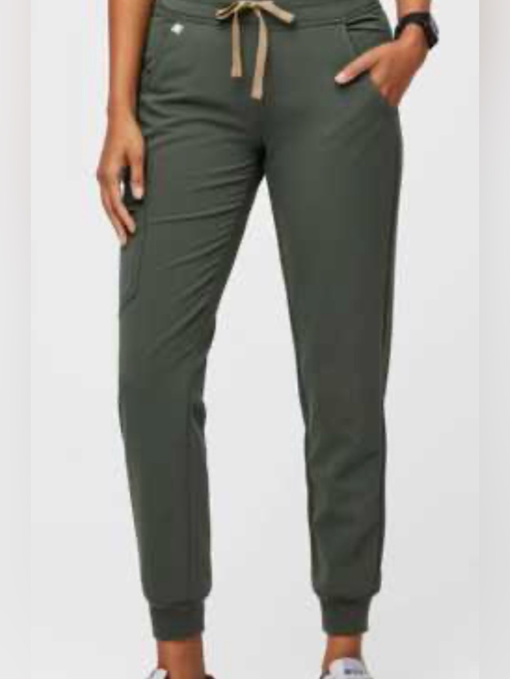 FIGS Zamora Jogger Scrub Pants - Moss Green (Size Medium Petite)